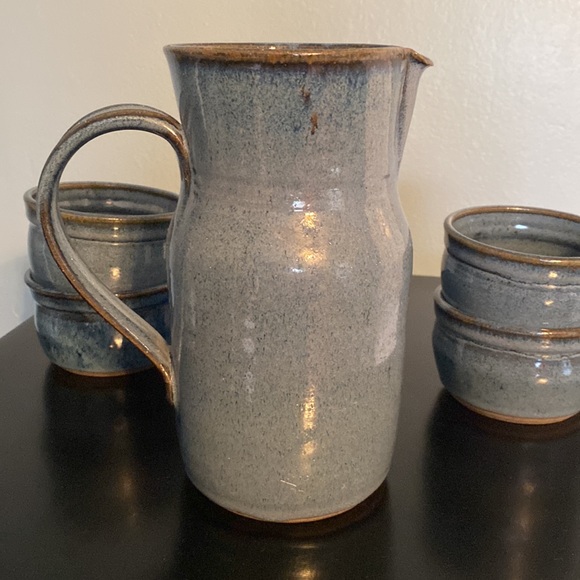 Blue Glaze Pitcher and matching Handless Cups signed by maker - Picture 2 of 3